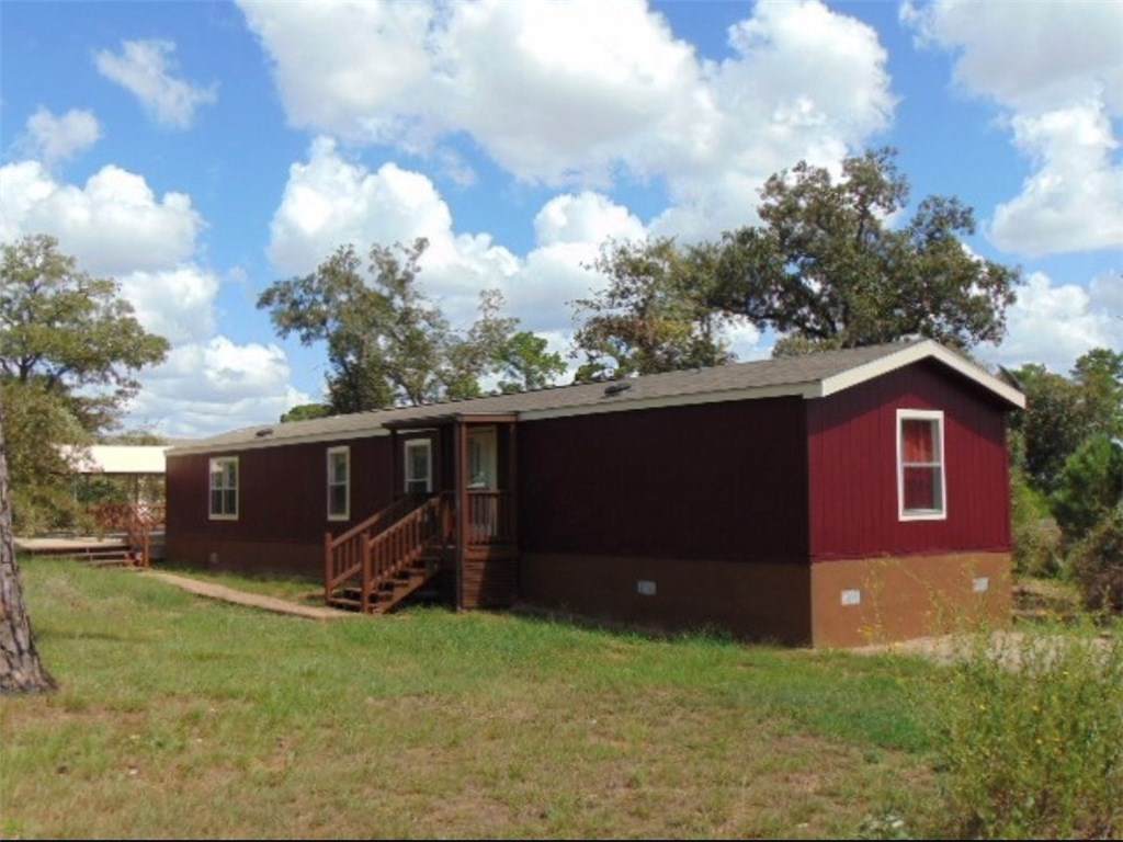 123 Wildwood Dr - Photo 1