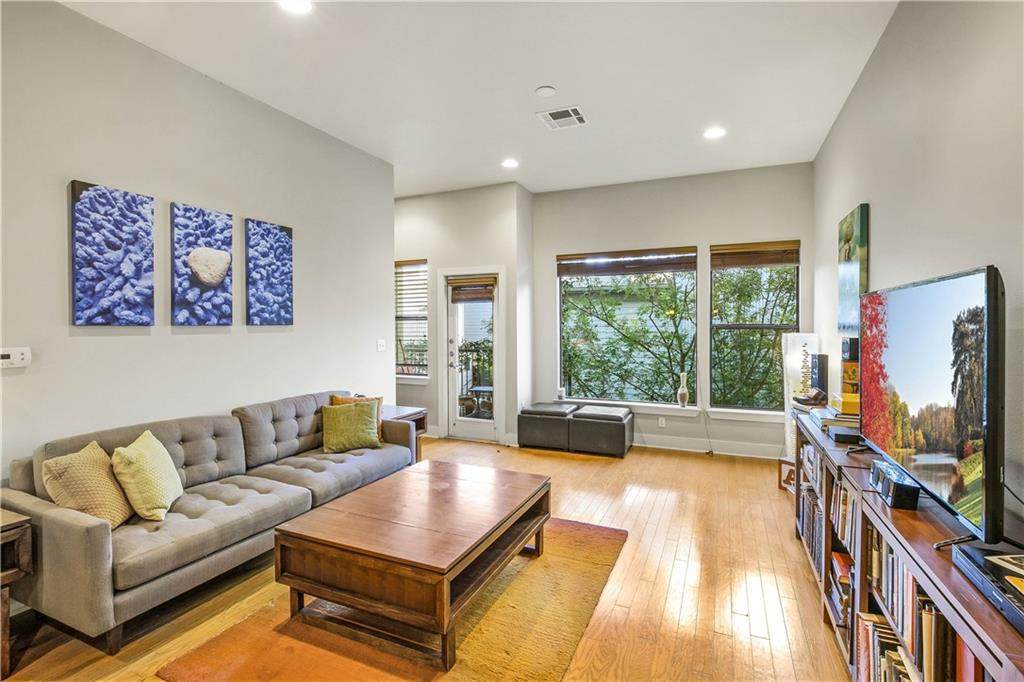 304 Alpine Rd - Photo 1
