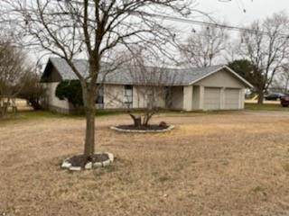 820 Stadium Dr - Photo 1