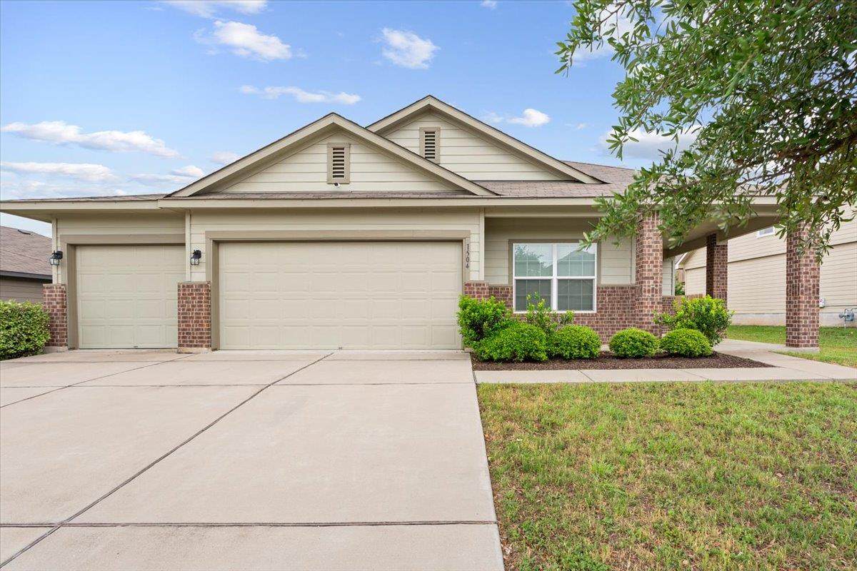 1504 Maier Dr - Photo 1