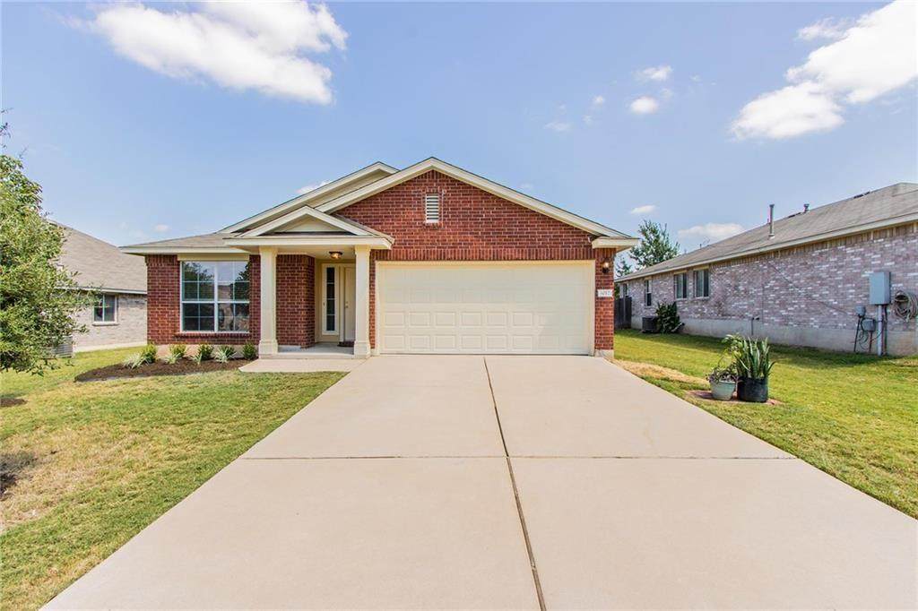 1012 Henderson Dr - Photo 1