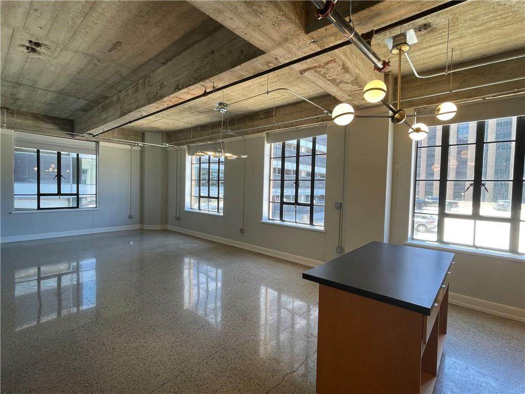 710 Colorado St - Photo 1