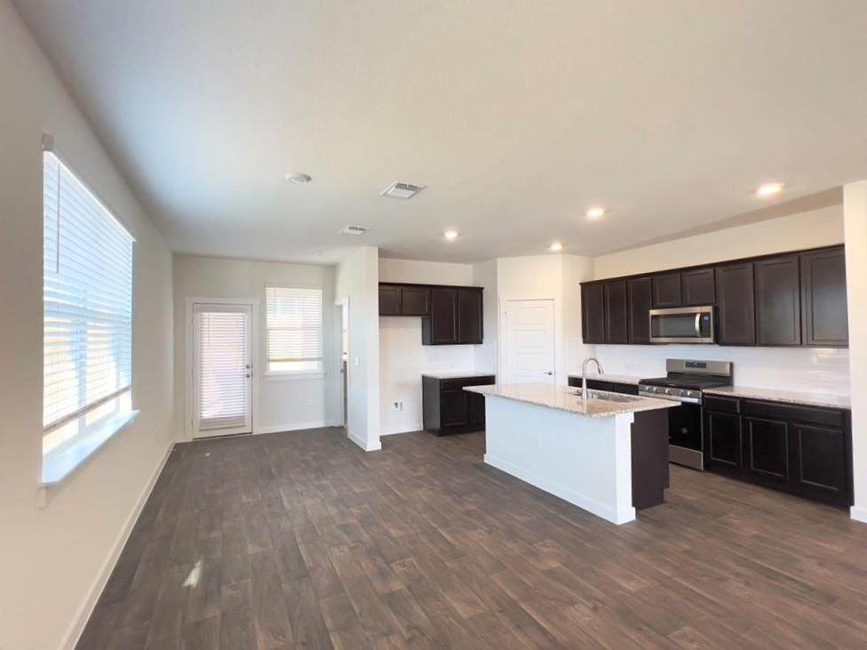 2900 Egan Dr - Photo 1