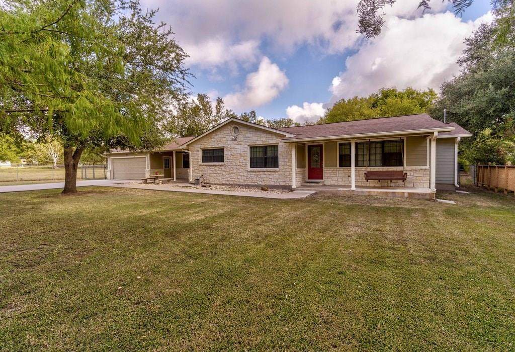 1817 Davis St - Photo 1