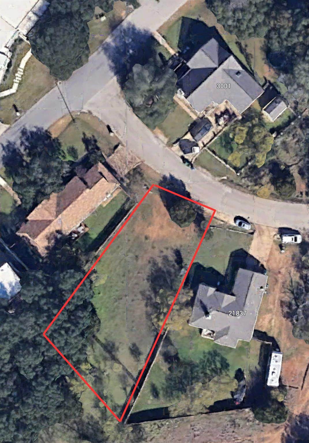 21839 Tallahassee Ave - Photo 1