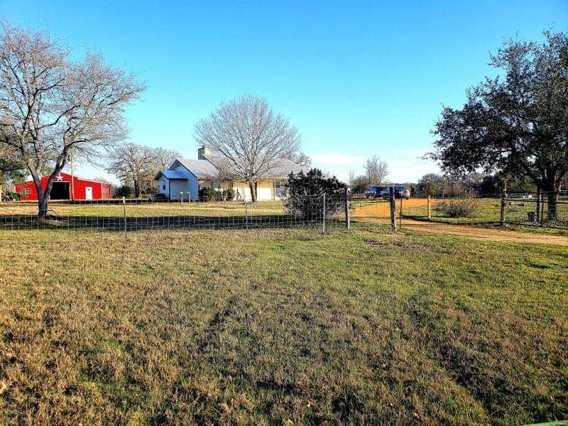 431 Glass Ln - Photo 1