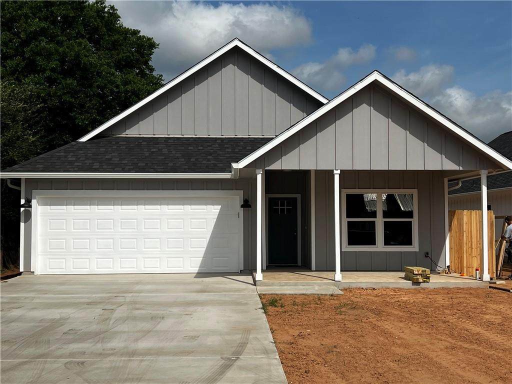 203 Mcsweeney St - Photo 1