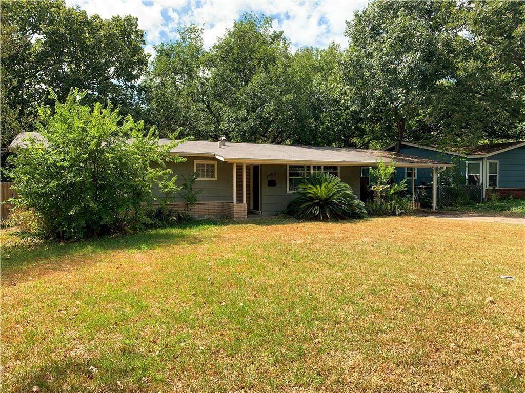1509 Ridgemont Dr - Photo 1