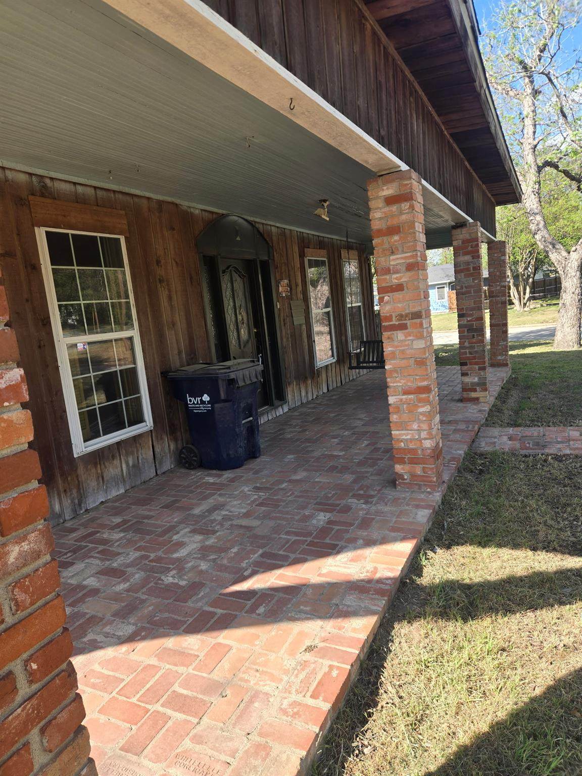 https://bt-photos.global.ssl.fastly.net/austin/orig_boomver_1_6394767-2.jpg