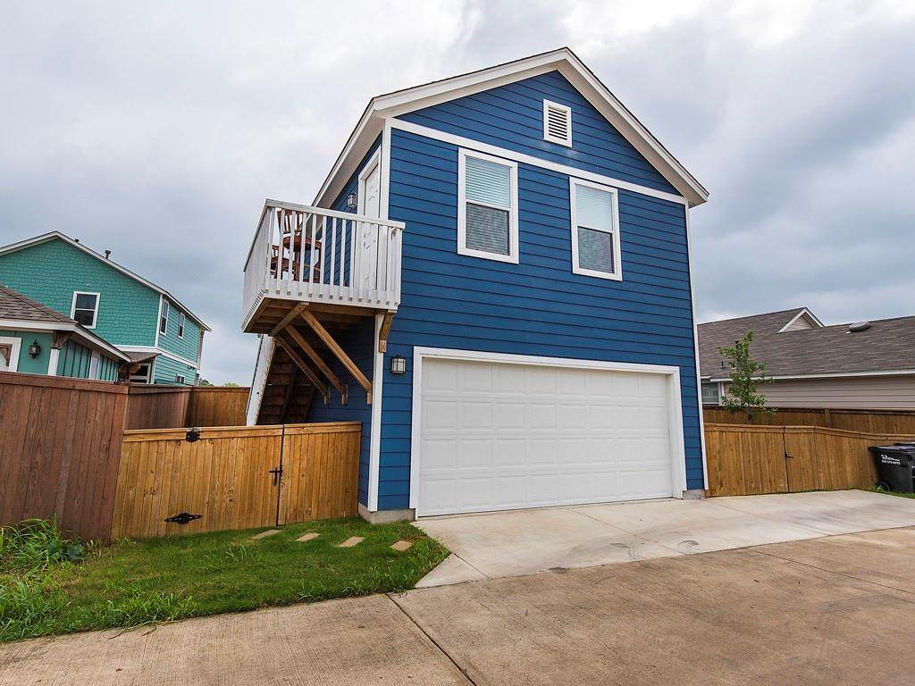 333 Newberry Trl - Photo 1