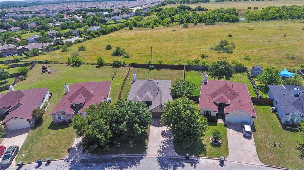 310 Dana Dr - Photo 1