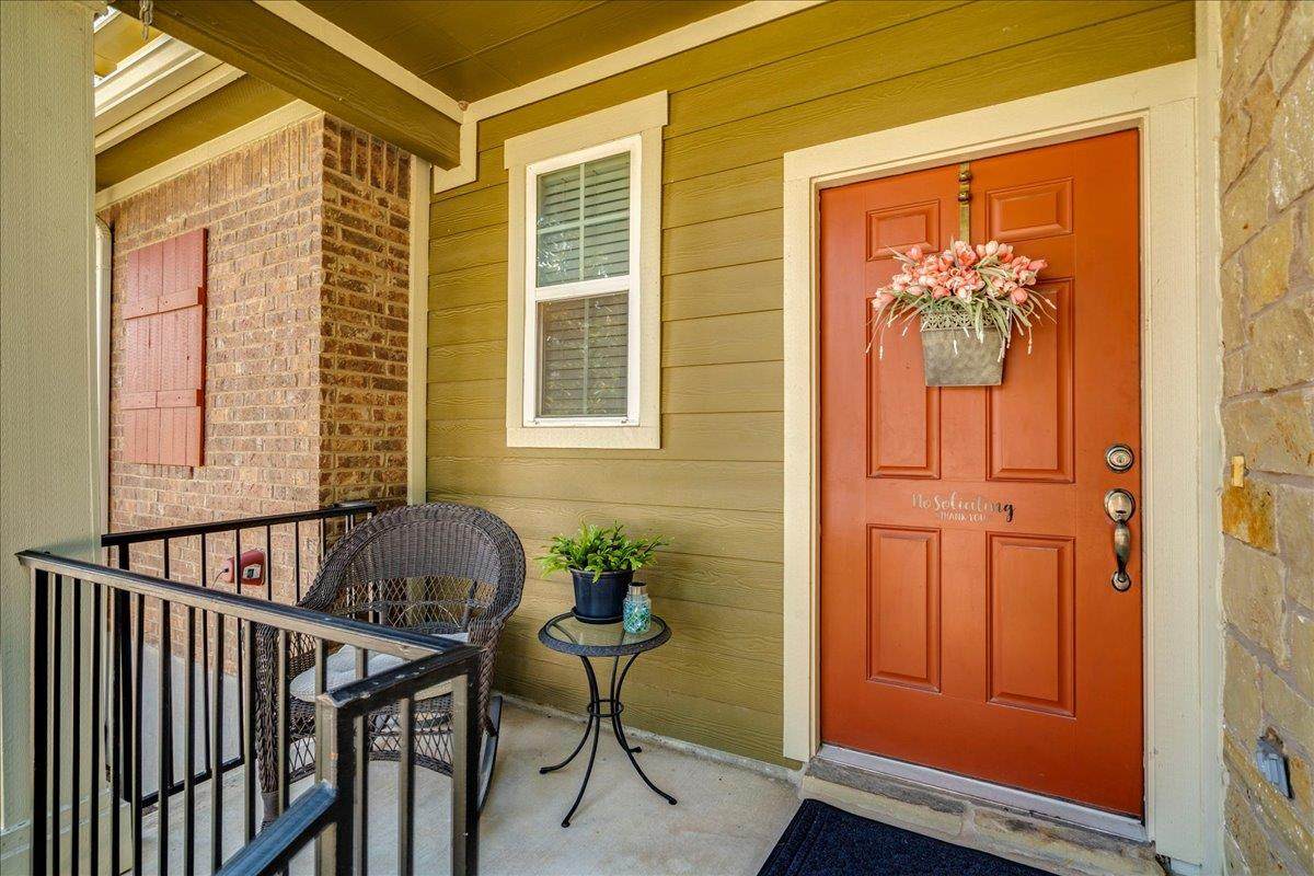 712 Lost Pines - Photo 1