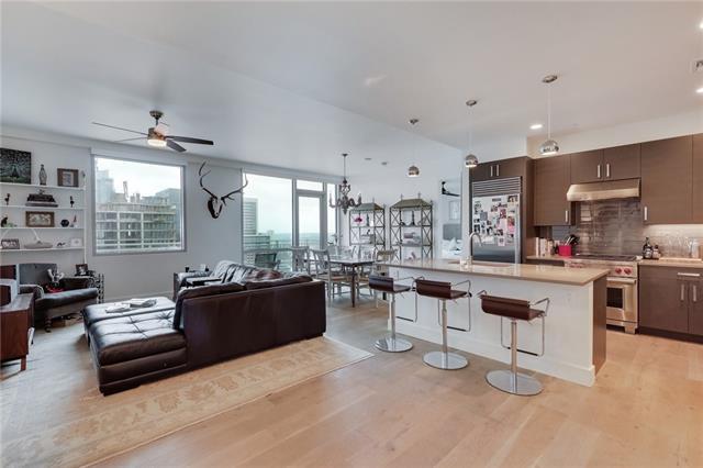 222 West Ave - Photo 1
