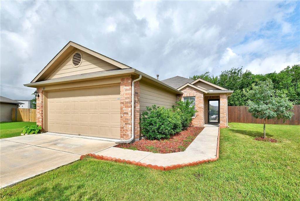 217 Rafe Ct - Photo 1