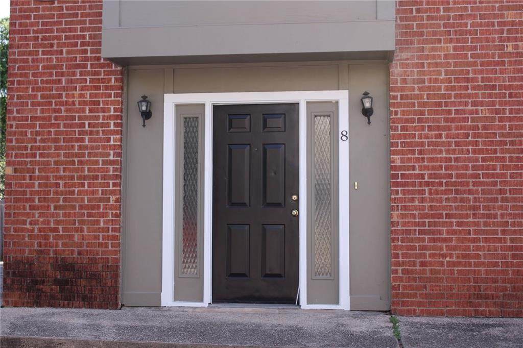 1221 Hopkins St - Photo 1