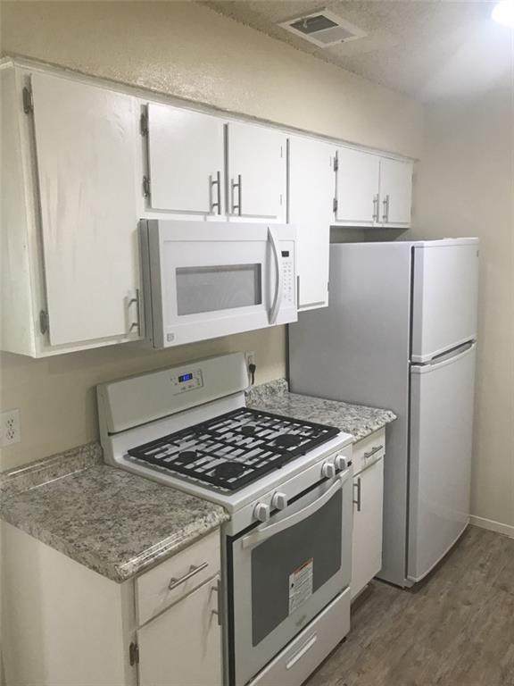 448 Joekel Ave - Photo 1