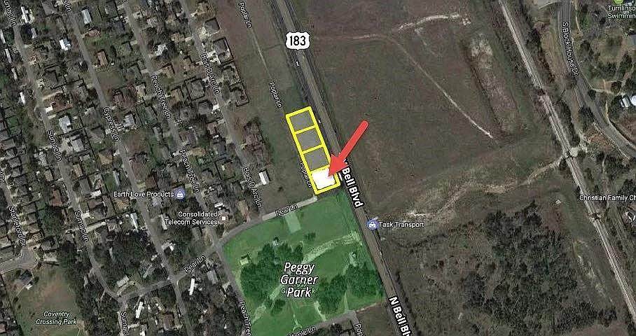 2500 Poplar Ln - Photo 1