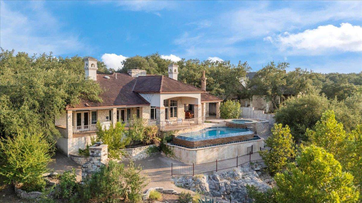 220 Southriver St - Photo 1
