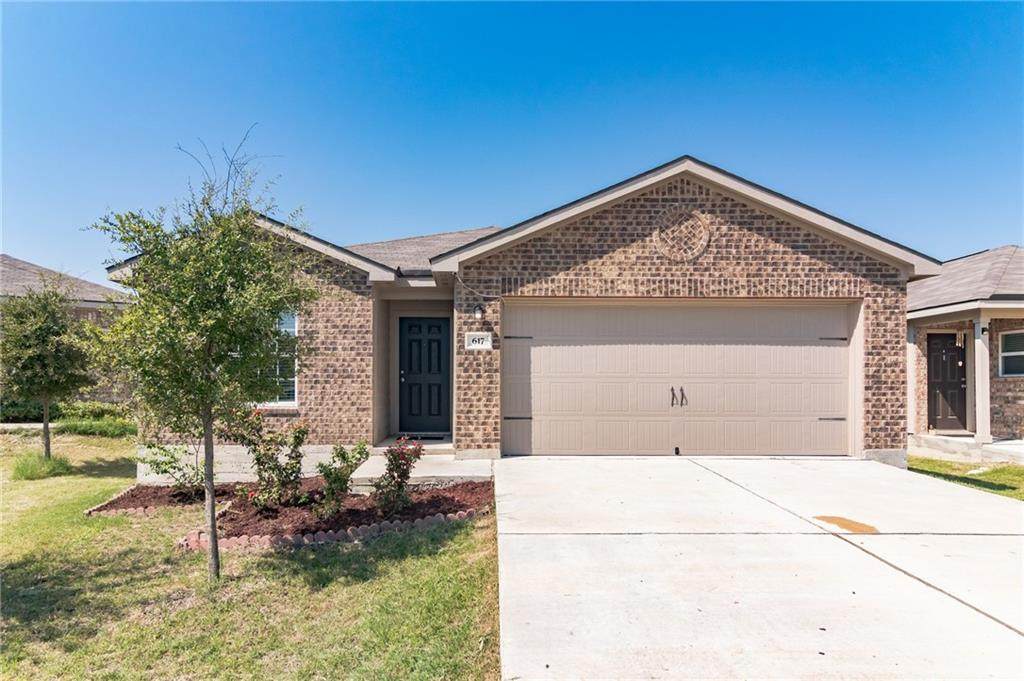617 Yearwood Ln - Photo 1