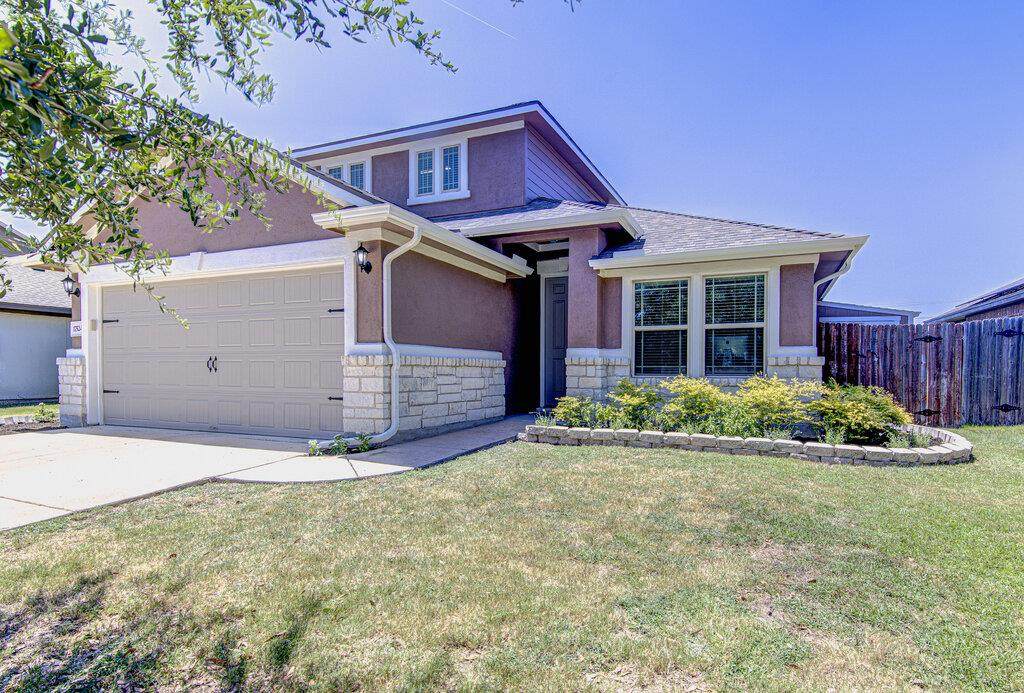 17524 Bridgefarmer Blvd - Photo 1