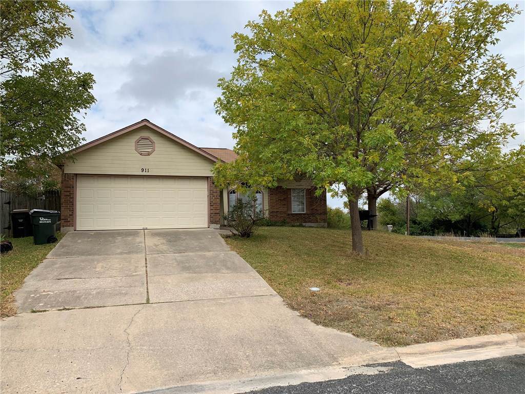 911 Iris Dr - Photo 1