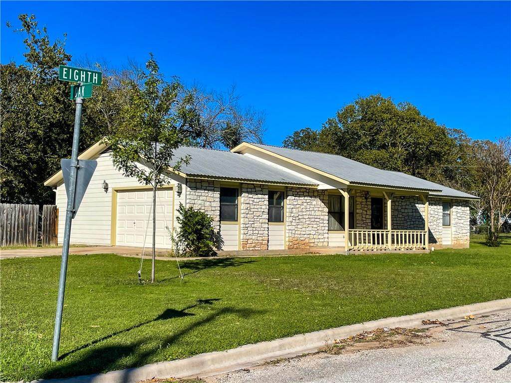 1101 Oak St - Photo 1