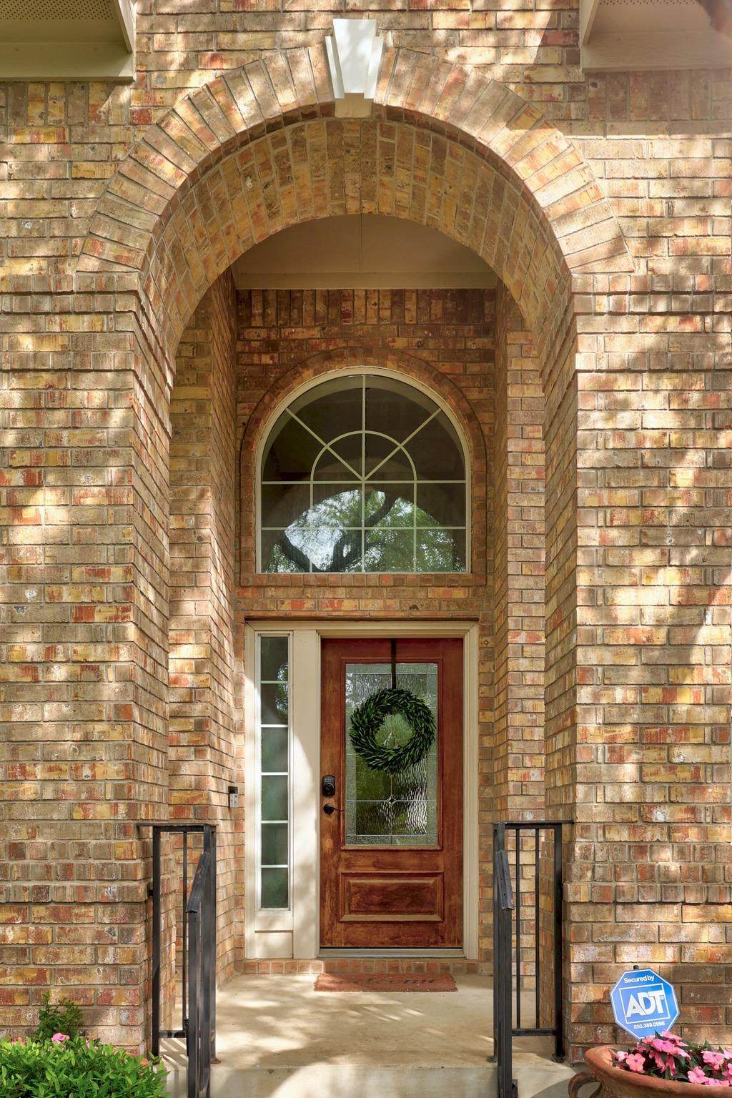 https://bt-photos.global.ssl.fastly.net/austin/1280_boomver_1_6667023-2.jpg