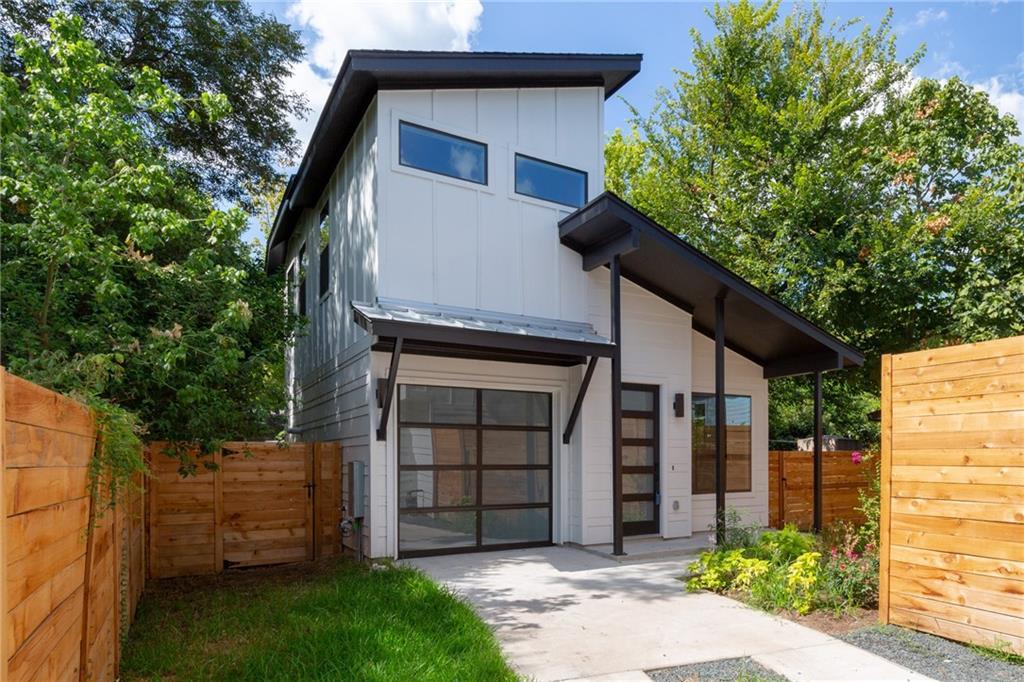 2813 Castro St - Photo 1
