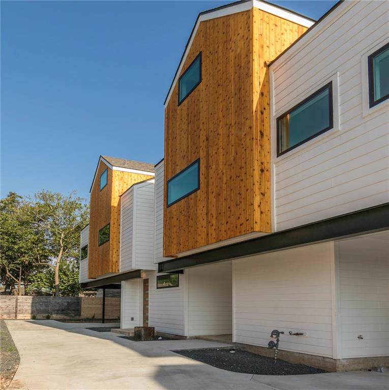 1104 Marcy St - Photo 1