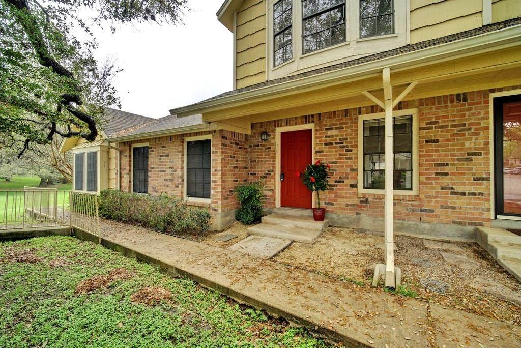 11901 Swearingen Dr - Photo 1