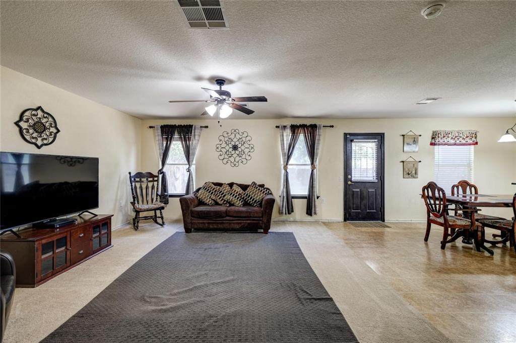 7404 Aspen Brook Dr - Photo 1