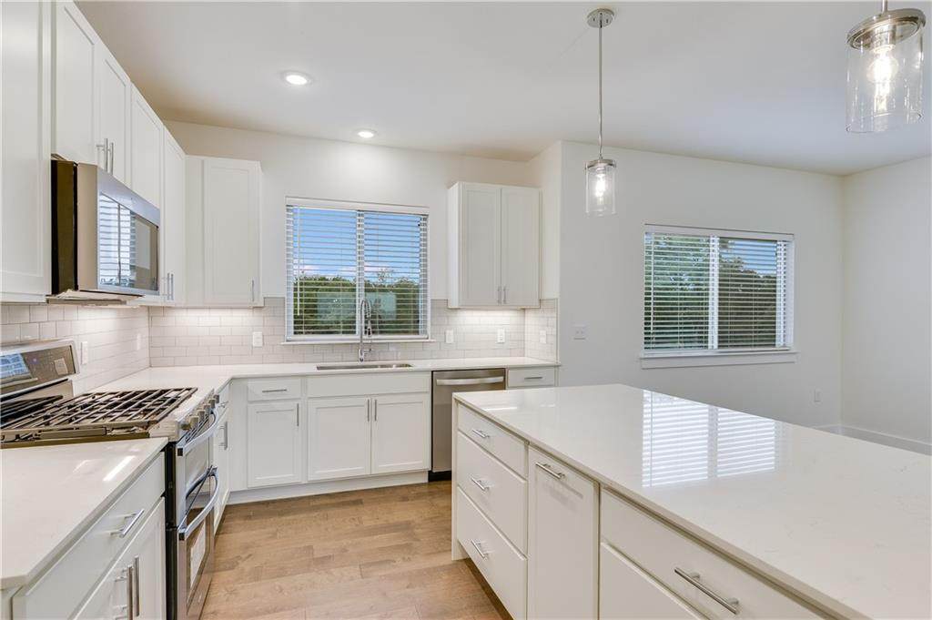 5315 La Crosse Ave - Photo 1