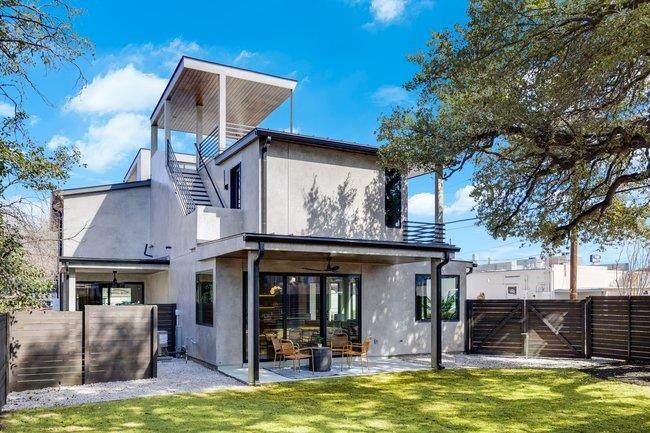 107 Johanna St - Photo 1