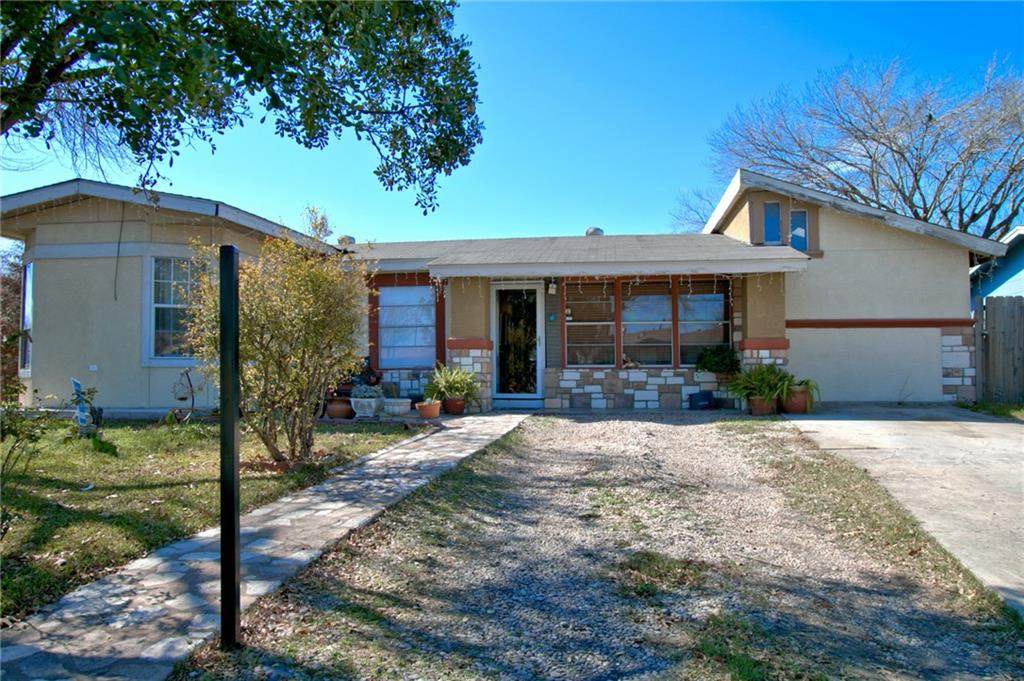 2619 Frontier Dr - Photo 1