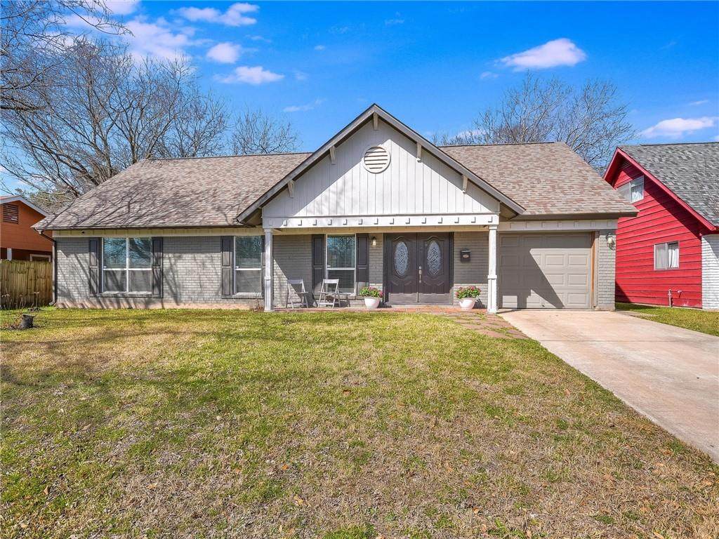 5602 Windward Dr - Photo 1