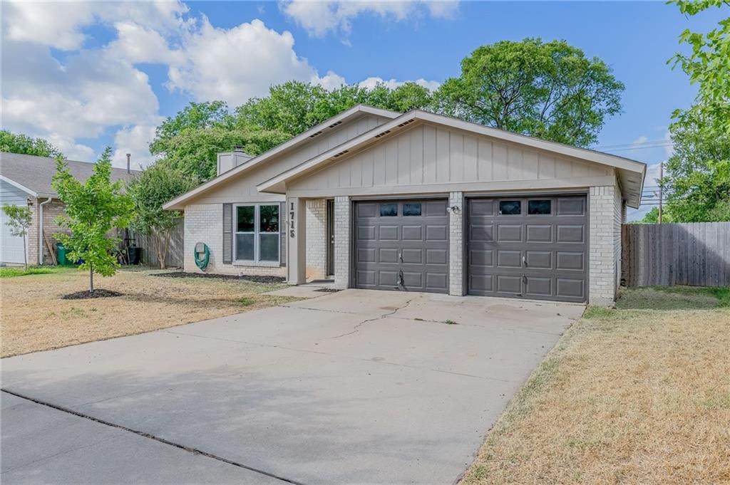 1715 Cricket Hollow Dr - Photo 1