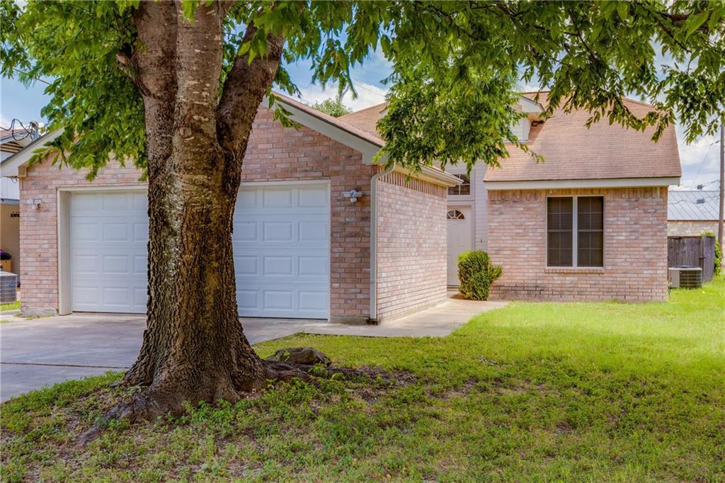 2103 Bluebonnet Dr - Photo 1
