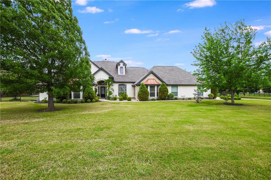116 Kendra Dr - Photo 1
