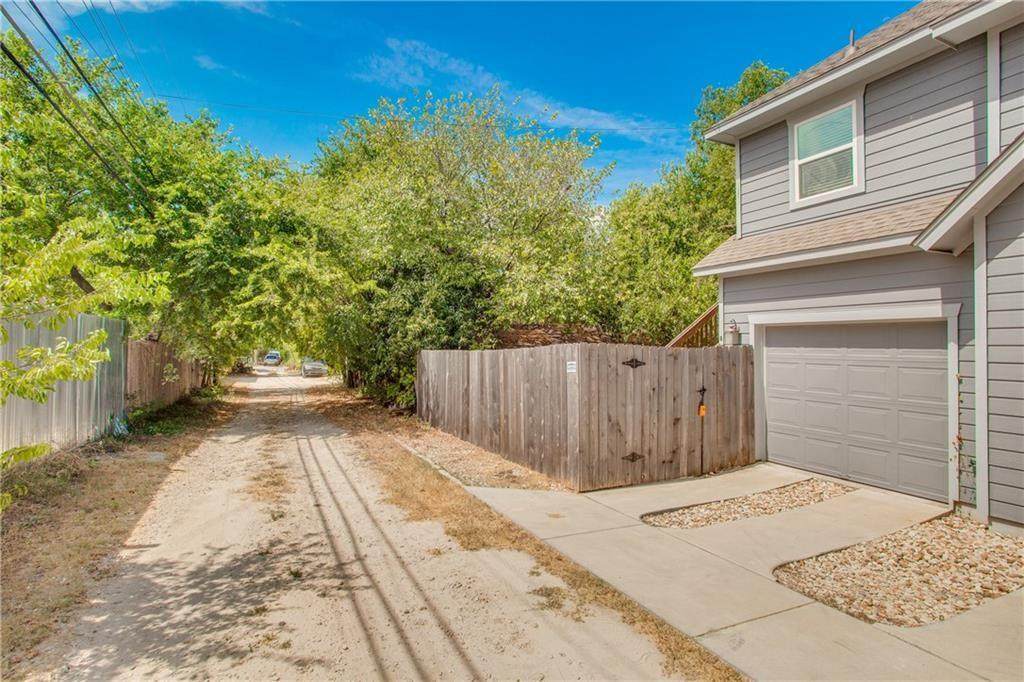 5407 Link Ave - Photo 1