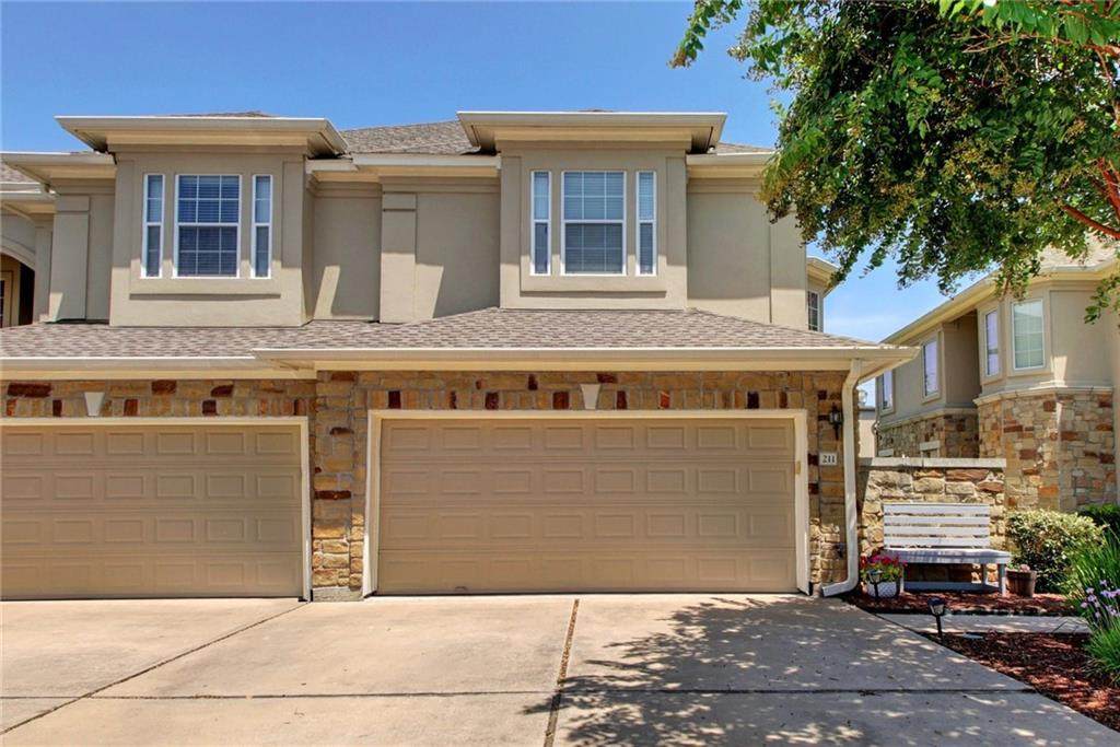1101 Parmer Ln - Photo 1