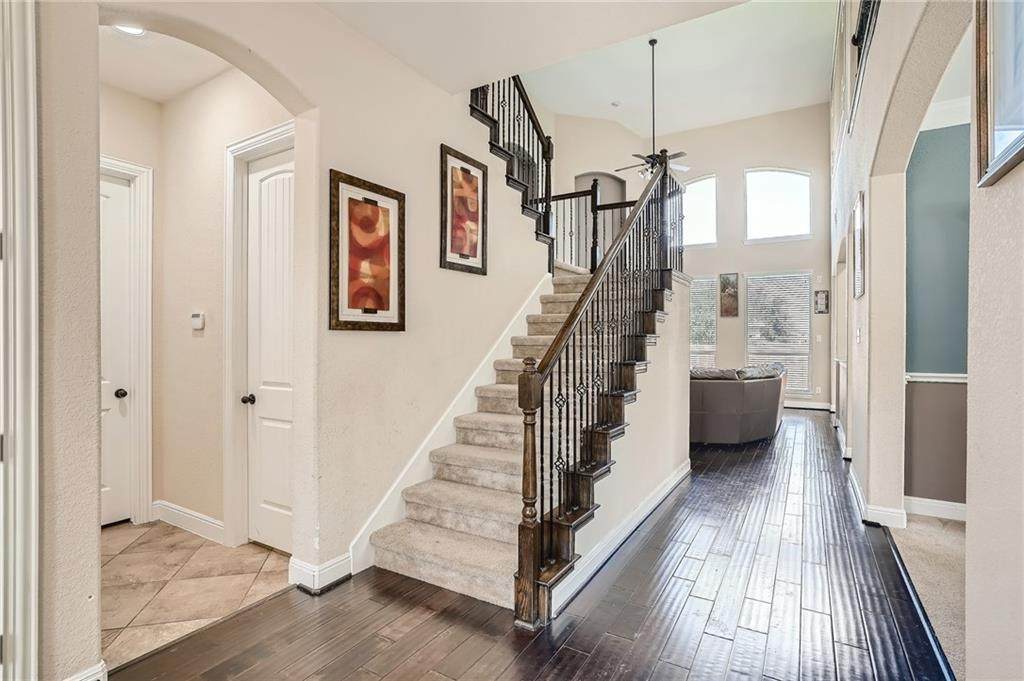 2504 Speidel Dr - Photo 1