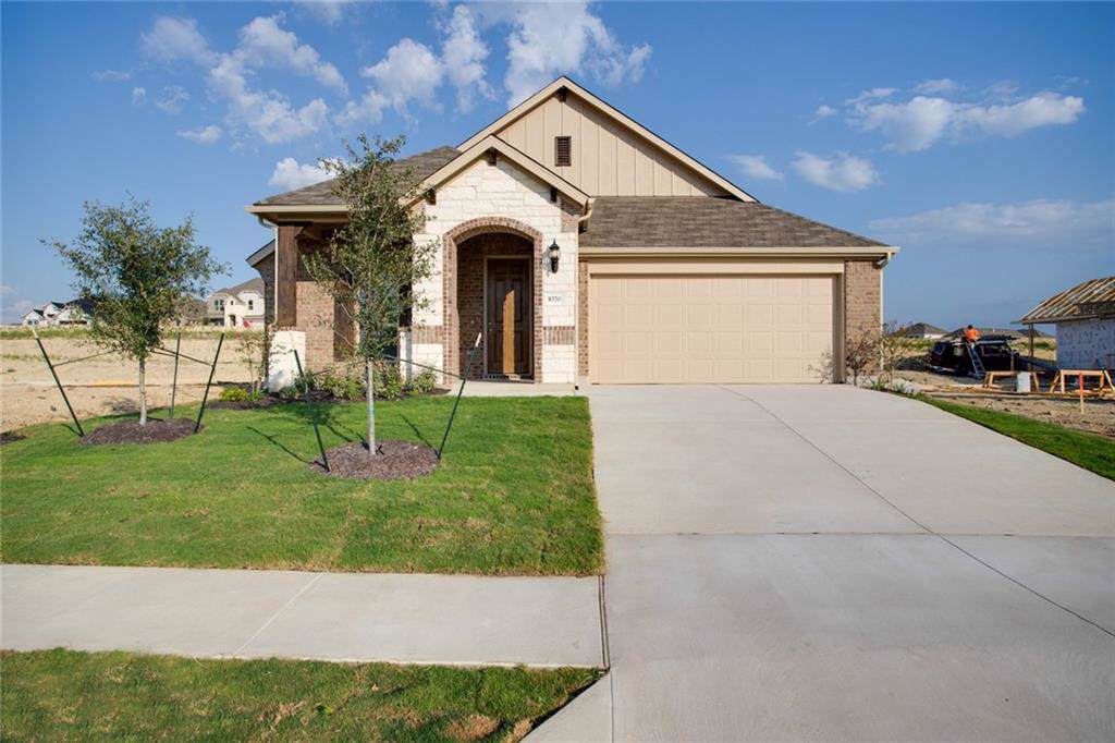 1070 Leadtree Loop - Photo 1