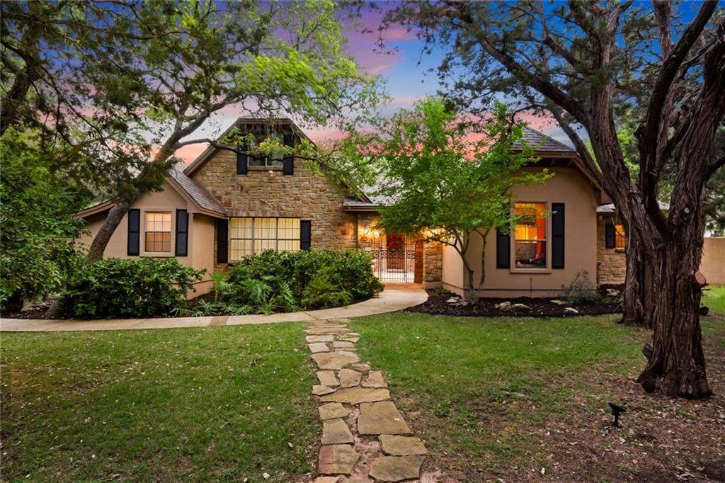 2801 Summit Ridge Dr - Photo 1