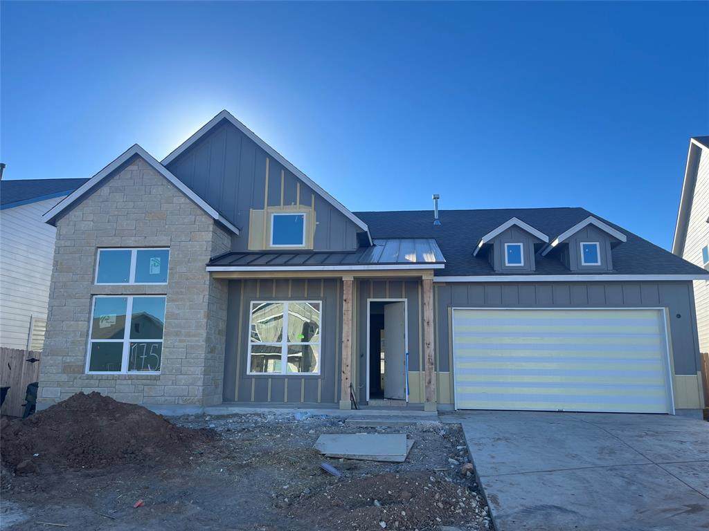 175 Horseshoe Cv - Photo 1