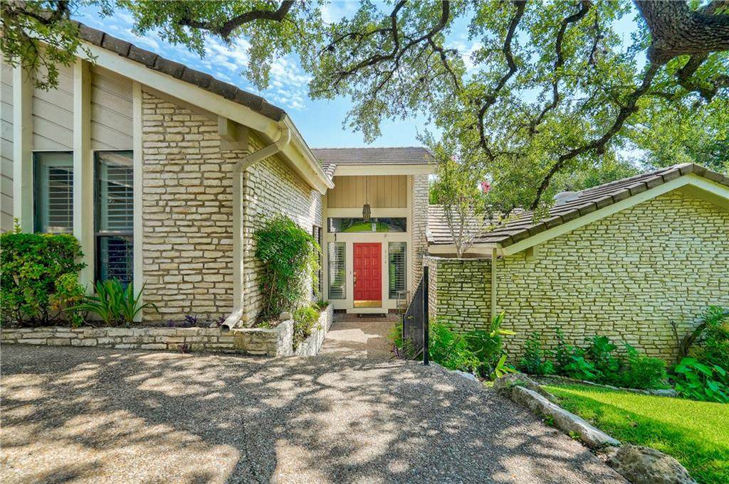 504 Rolling Green Dr - Photo 1