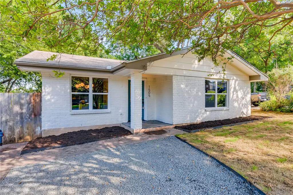 1505 Summit St - Photo 1