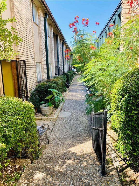 2600 Penny Ln - Photo 1