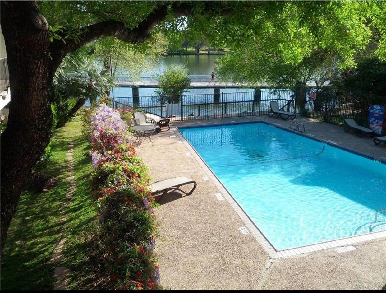 500 Riverside Dr - Photo 1