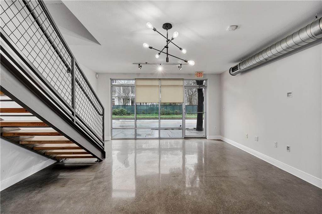 1601 Cesar Chavez St - Photo 1