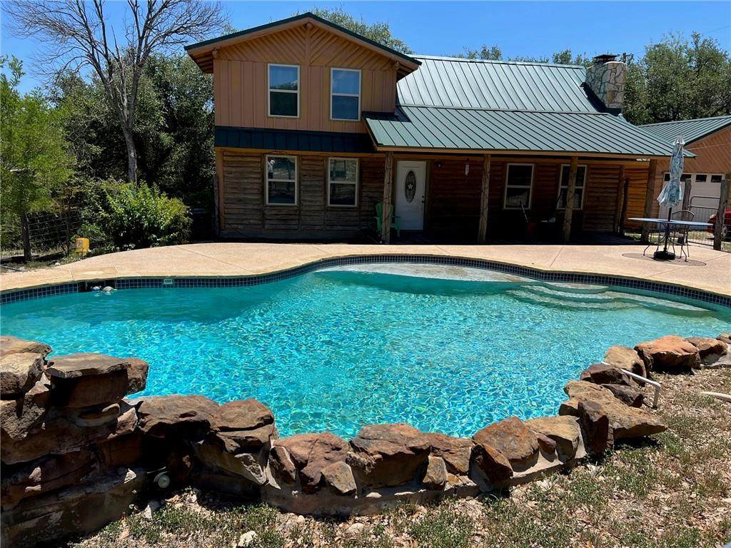1215 Agarita Dr - Photo 1